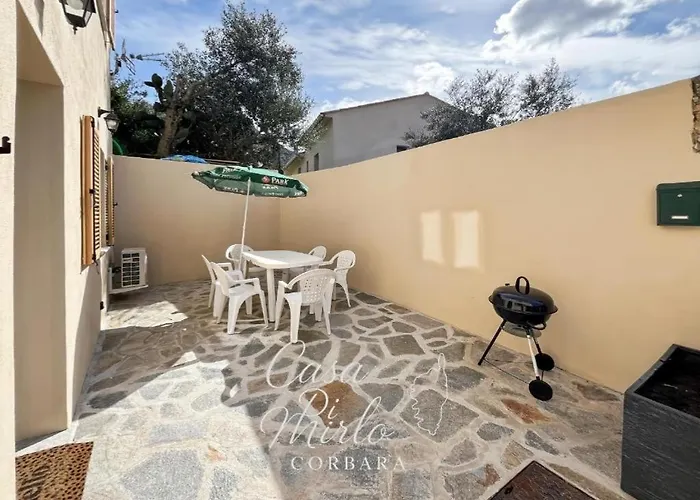 Casa Di Mirlo, Maison De Village A Villa