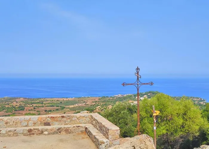 Casa Di Mirlo, Maison De Village A Villa *